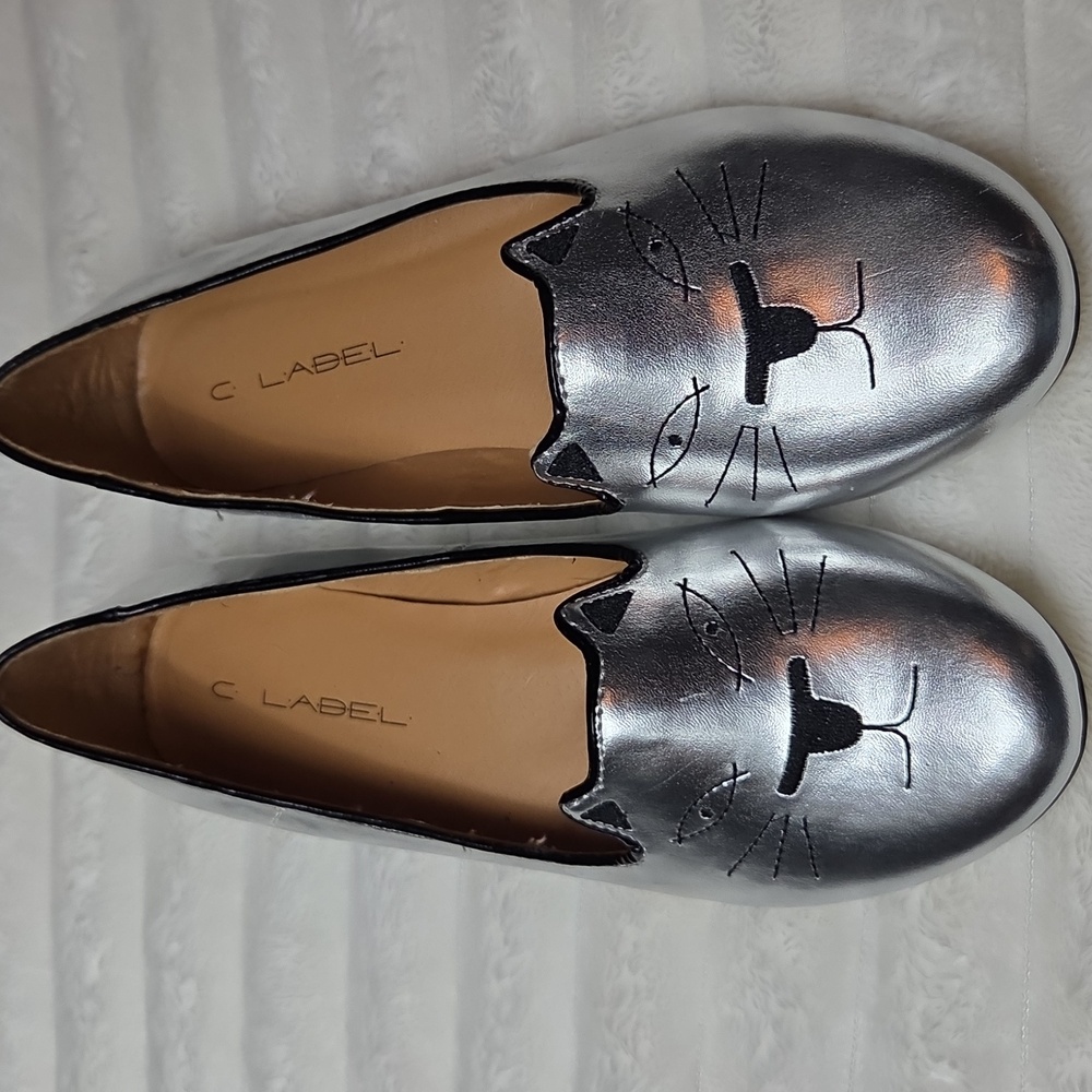 Silver CAT Shoes Size 7 - C. Label KITTY KAT Flats